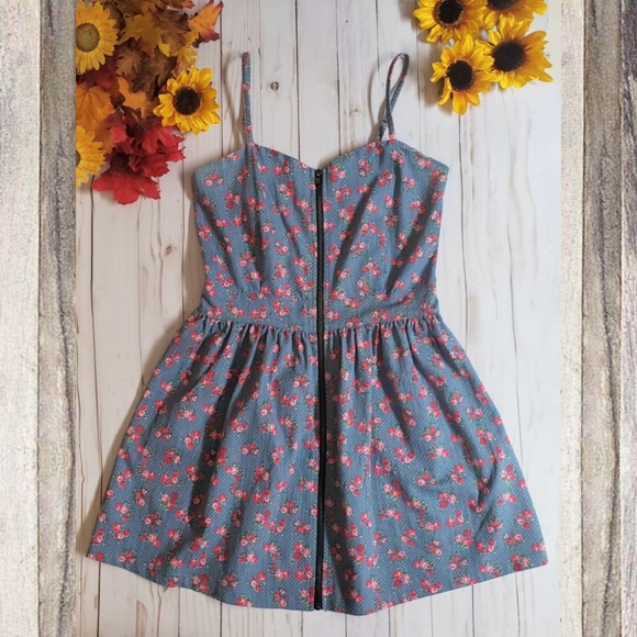 Tini Lili Straps Dress Size: M - Picture 2 of 7